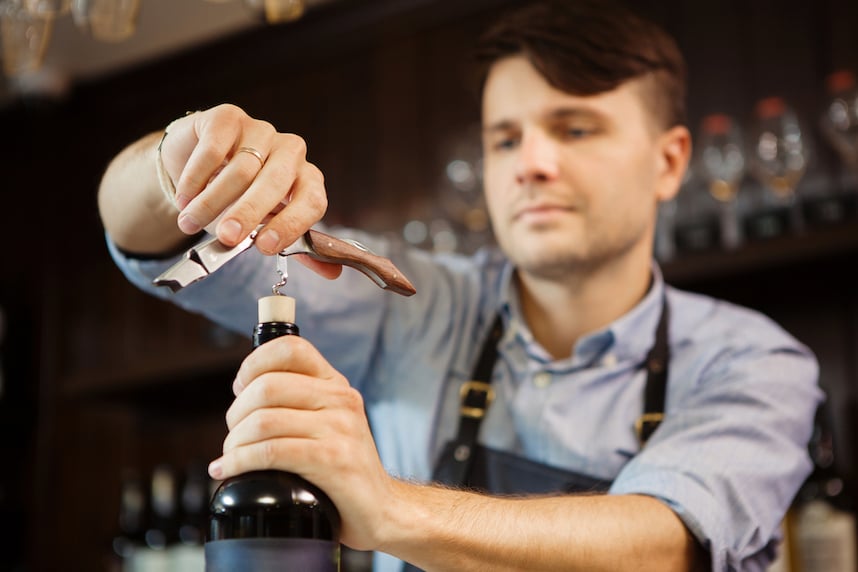 Gli strumenti del sommelier: il cavatappi Gli strumenti del sommelier: il cavatappi