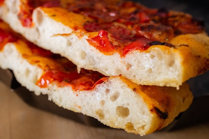 focaccia barese e vino