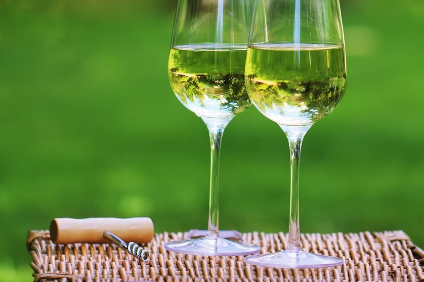 vino bianco per picnic pasquetta