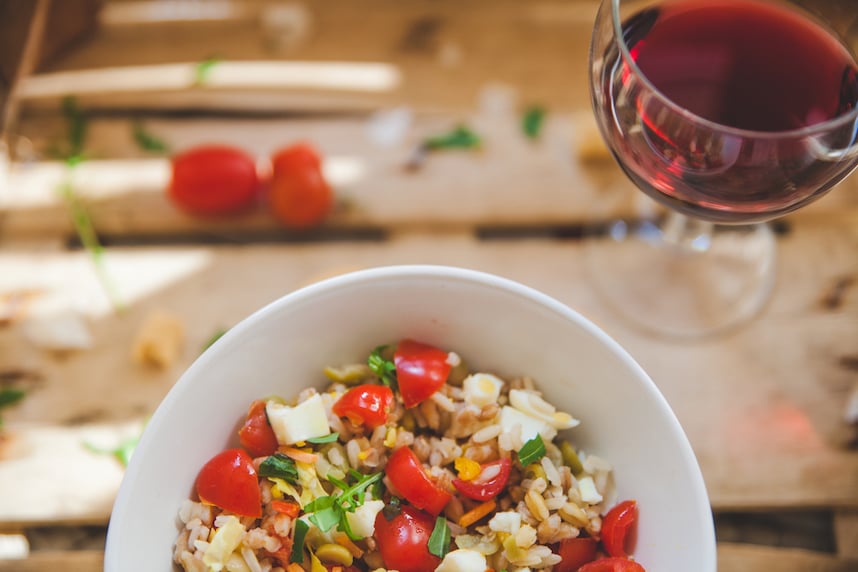 vino da abbinare all'insalata di farro